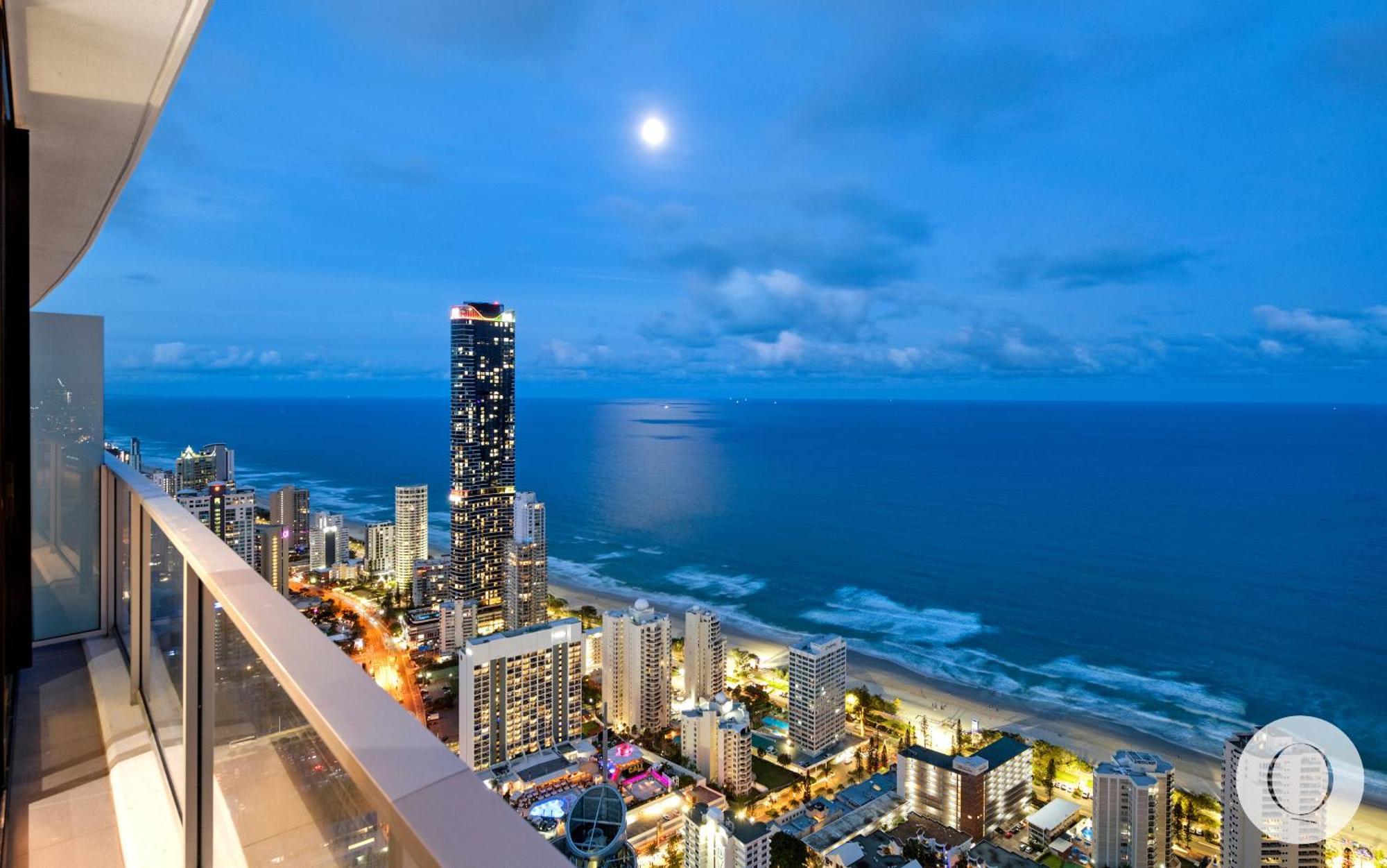 Ocean View Executive Penthouse at Circle on Cavill Apartment Gold Coast Exterior photo